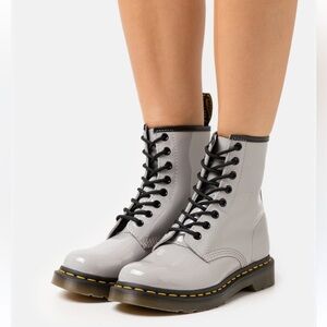 DR. MARTENS 1460 W Boots Zinc Grey Patent Lamper New Size 9